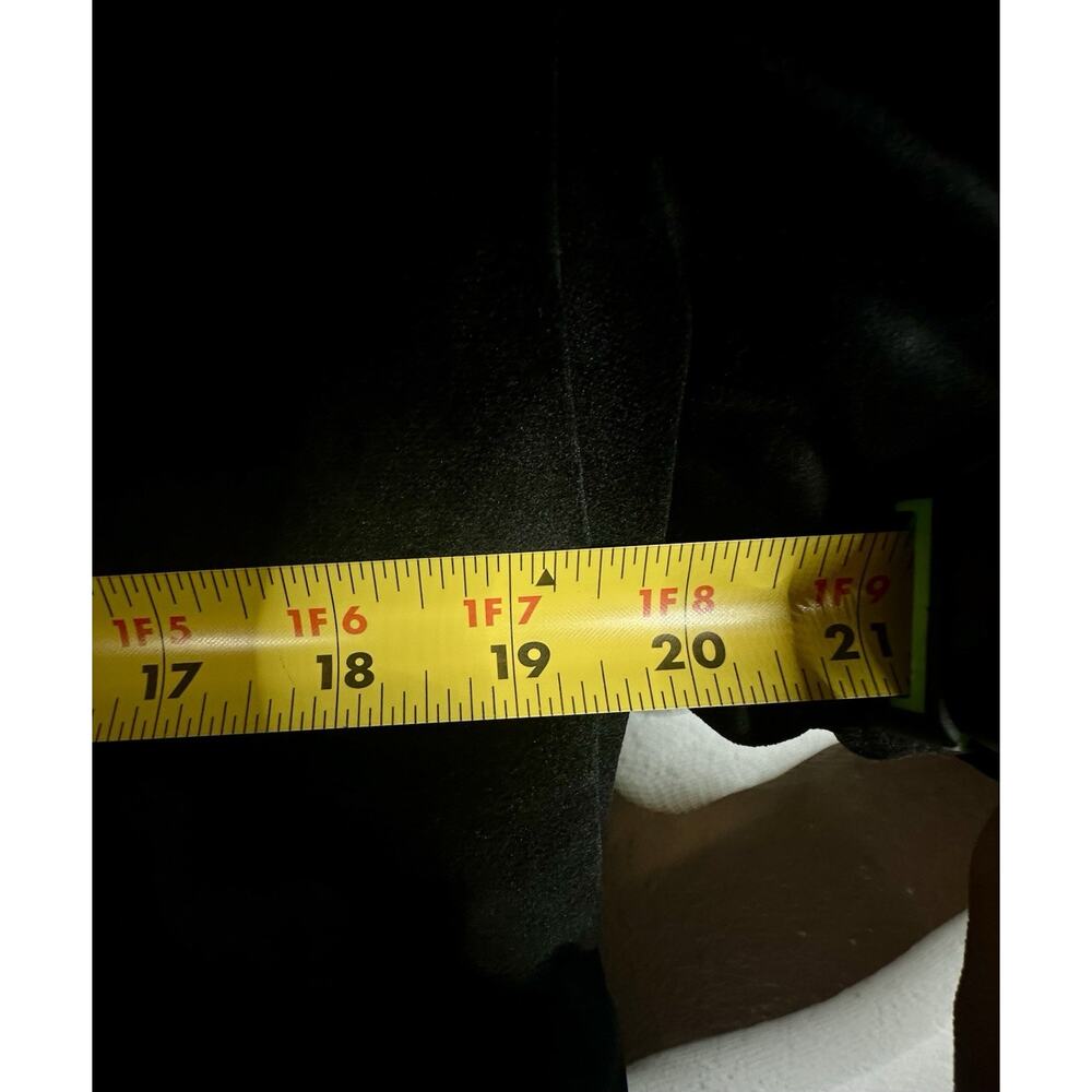 Express Edition Black Velvet Velour Belted Puffer Jacket Size Large - Picture 6 of 7